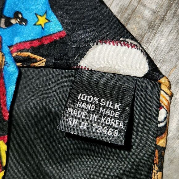 Baseball Pennant Rosetti Silk Tie - Picture 4 of 4